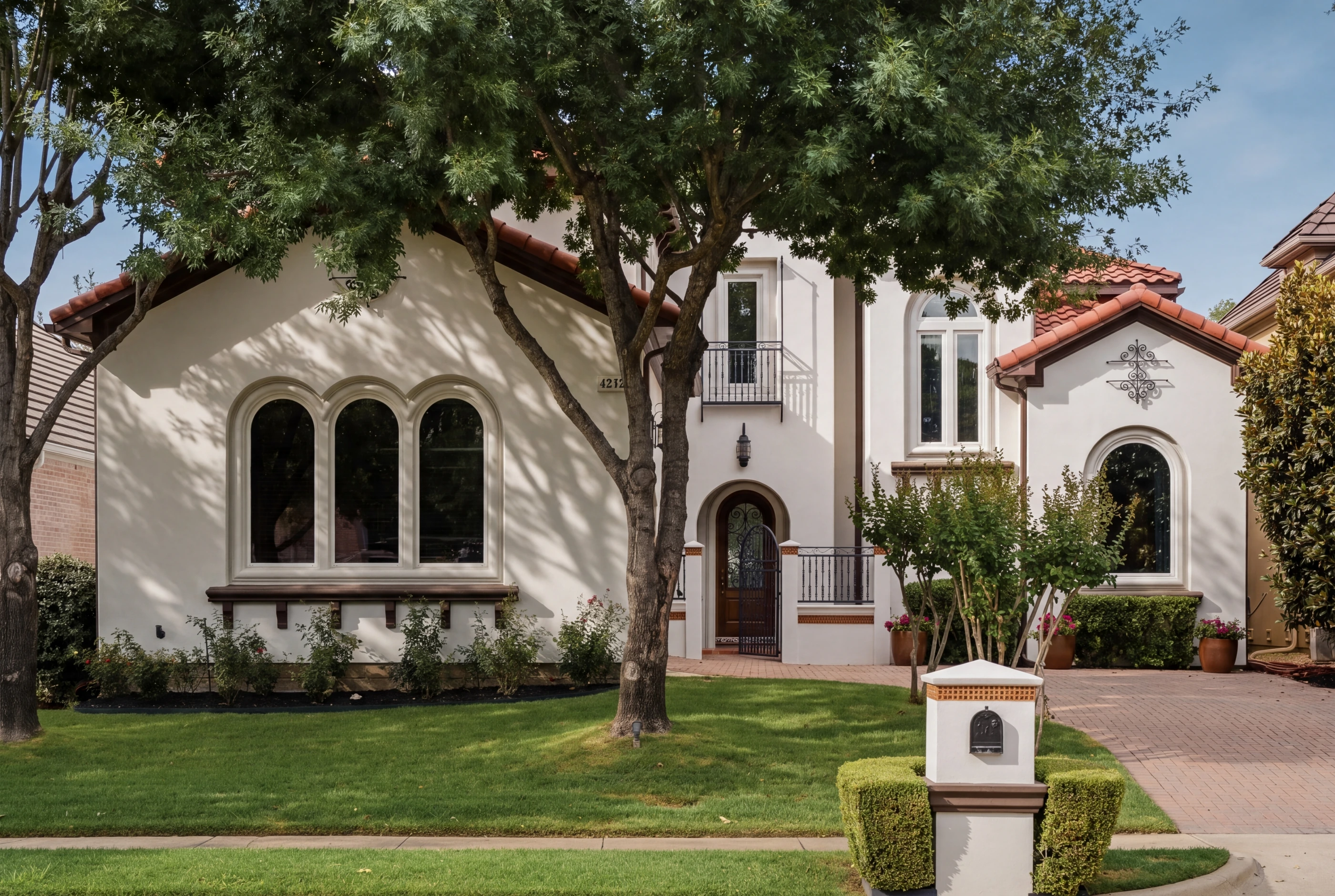 Mediterranean elevation at 4232 St Andrews